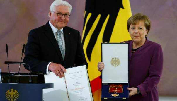Angeli Merkel uručen najveći orden