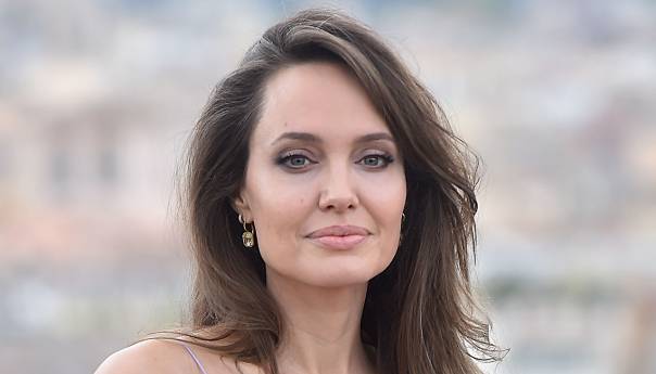 Angelina Jolie na Instagramu zbog Afganistanaca, objavila pismo tinejdžerice