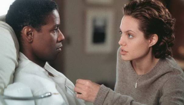 Angelina Jolie otkrila sa kojim glumcem je najviše uživala u intimnim scenama