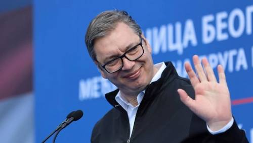 Ankete: Vučić pobjeđuje u prvom krugu izbora