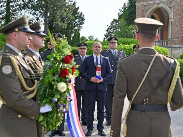 Anušić: Hrvatska vojska će u svakom trenutku biti spremna odgovoriti