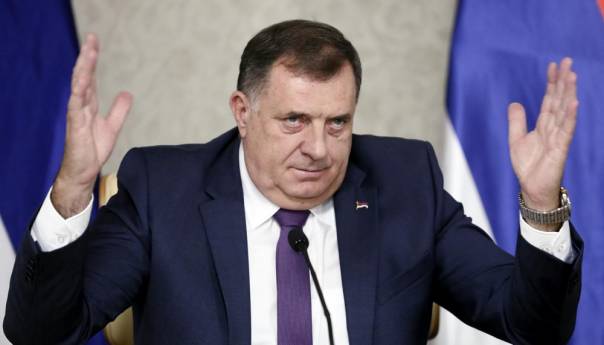 AP: Dodik intenzivirao secesionističku kampanju
