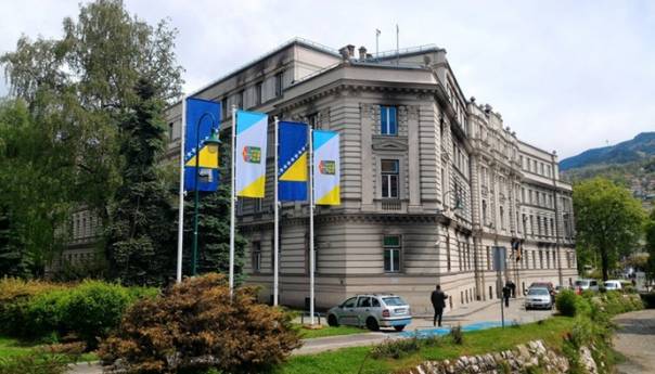 Apel građanima da dolaske u Općinu Centar svedu na minimum