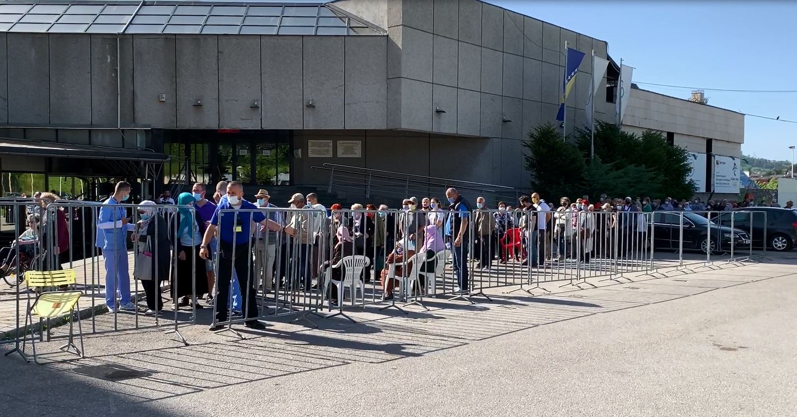 Apel građanima da se pridržavaju termina iz poziva za revakcinaciju AstraZenecom