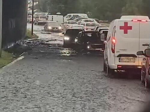 Apokaliptične scene iz Beograda: Ulice pod vodom, stižu užasne snimke