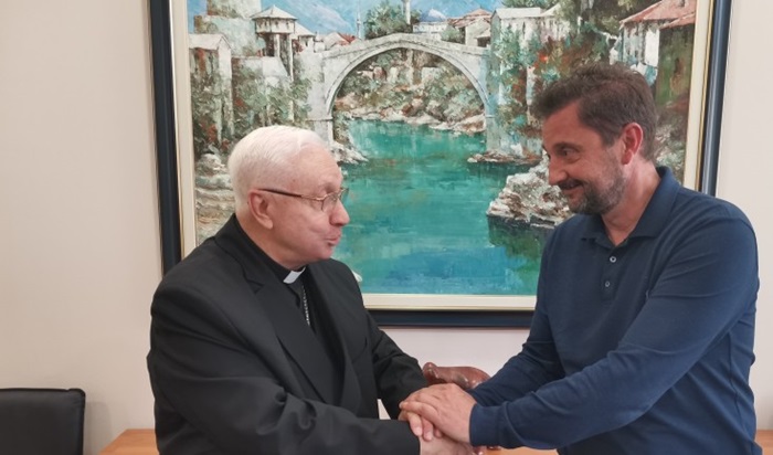 Apostolski nuncij u BiH zanima se za budućnost mladih u Mostaru