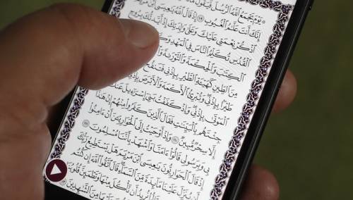 Apple u Kini uklonio Kur'an aplikaciju sa svoje online trgovine