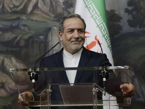 Araghchi optužio UAE za direktne vojne operacije protiv Irana
