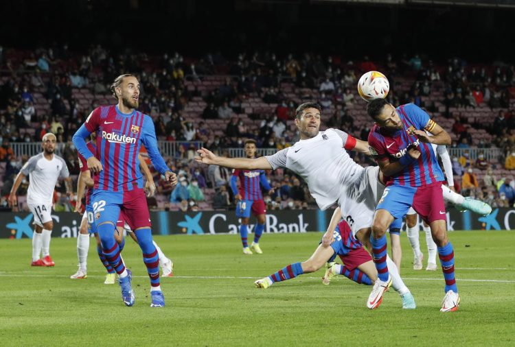 Araujo u posljednjoj minuti spasio Barcelonu poraza od Granade