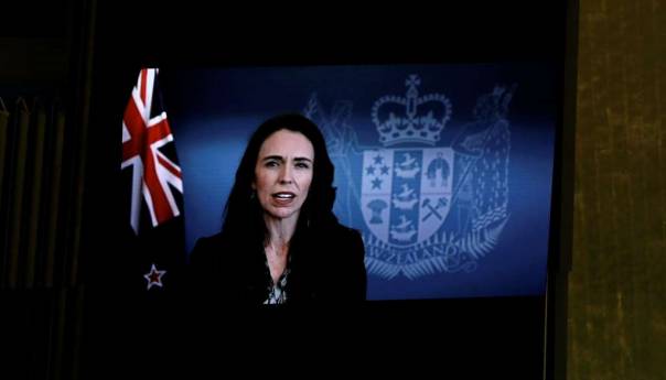 Ardern: Protesti protiv obavezne vakcinacije 'uvezeni'