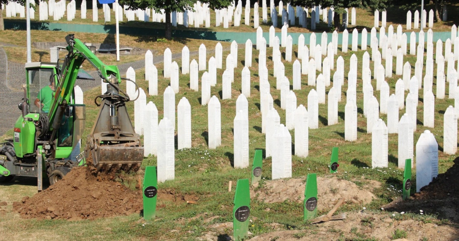 Arhiva o genocidu: Dugačak put kući za žrtve Srebrenice