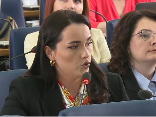 Arijana Memić napustila Klub NiP-a u Skupštini KS