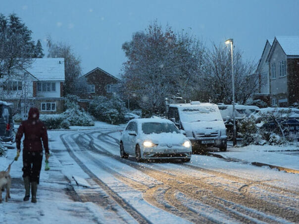Arktički udar paralisao Britaniju, saobraćaj u haosu zbog snijega i leda