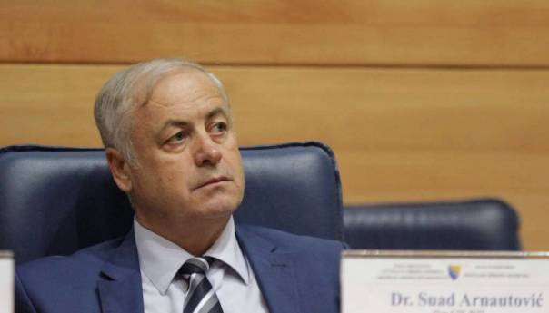 Arnautović: Schmidt nije razgovarao sa CIK-om