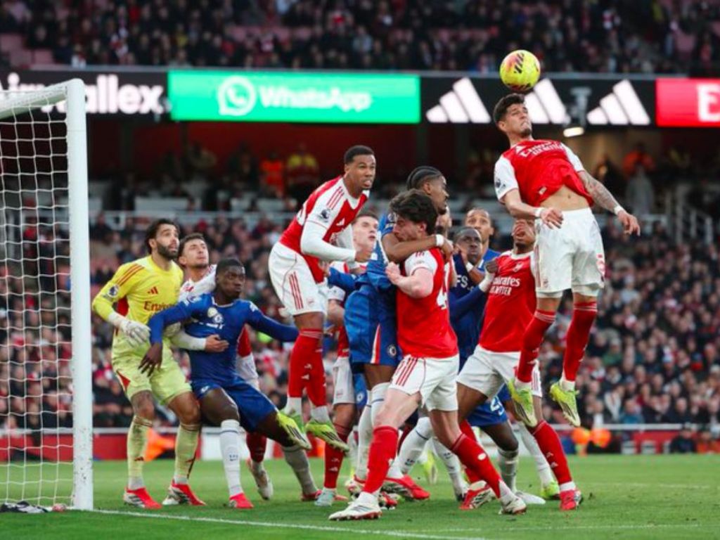 Arsenal ponovo iz prekida došao do pobjede, Chelsea pao u derbiju