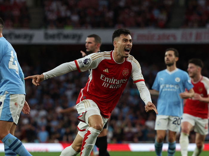 Arsenal savladao Manchester City u derbiju Premiershipa