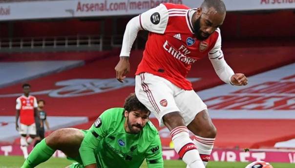 Arsenal upisao velika tri boda u derbiju