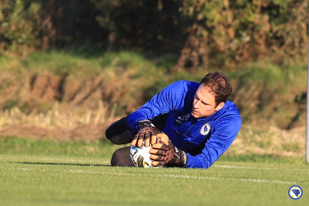 Asmir Begović napustio reprezentativni kamp!