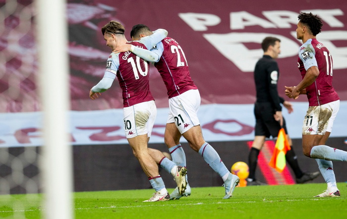 Aston Villa s crvenim kartonom razbila Crystal Palace