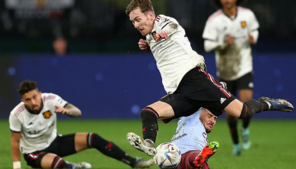 Aston Villa slavila protiv Evertona