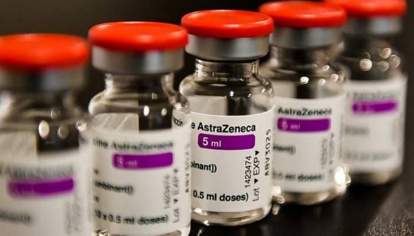 AstraZeneca možda štiti i bolje od Pfizerove vakcine