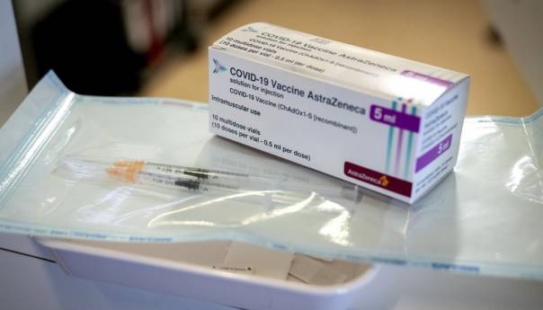 AstraZeneca radi na vakcini protiv novih varijanti koronavirusa