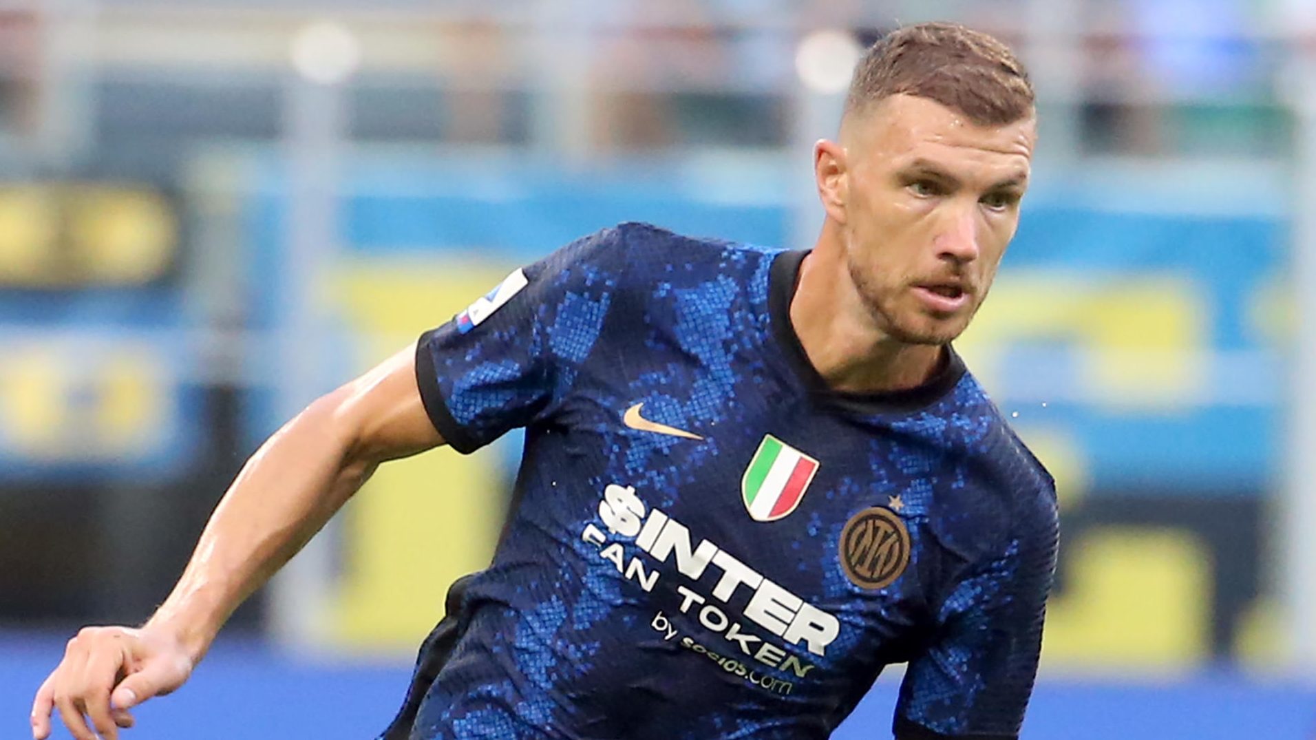 Atalanta, Milan i Genoa kažnjeni zbog navijača