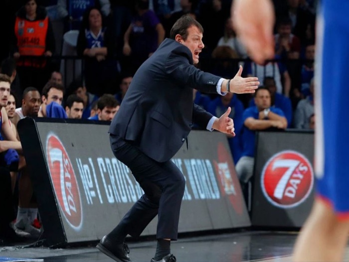 Atamana uvrijedilo Džanovo ljubljenje Obradovića u ruku