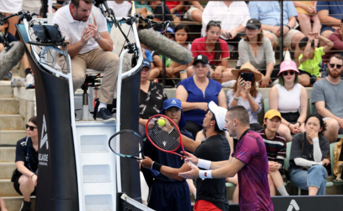 ATP Adelaide: Kraj za Brkića i Escobara