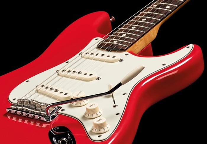 Aukcija u Londonu: Mark Knopfler rasprodaje veliki dio kolekcije gitara