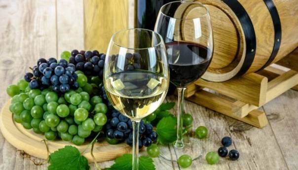 Australija ograničila kupovinu alkoholnih pića zbog pomame usljed pandemije