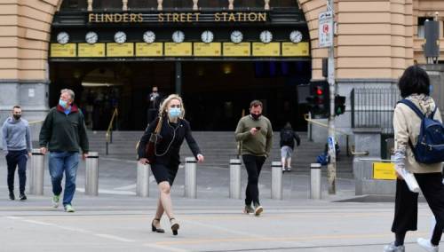 Australija sa 80 posto vakcinisanih ukida zabranu putovanja za svoje državljane