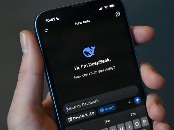Australija zabranila DeepSeek na službenim uređajima
