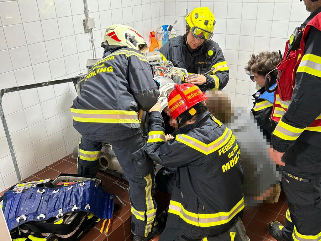 Austrija: Djevojčica se uvukla u bubanj sušilice, spašena u složenoj operaciji