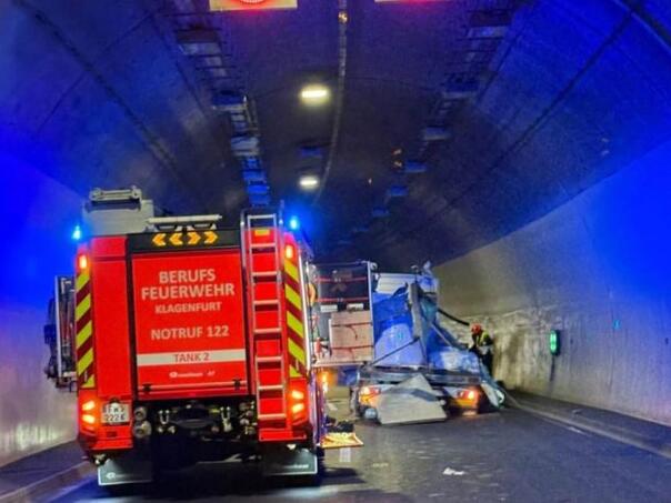 Austrija: Kamiondžija iz BiH udario u zid pa iscurilo 300 litara goriva