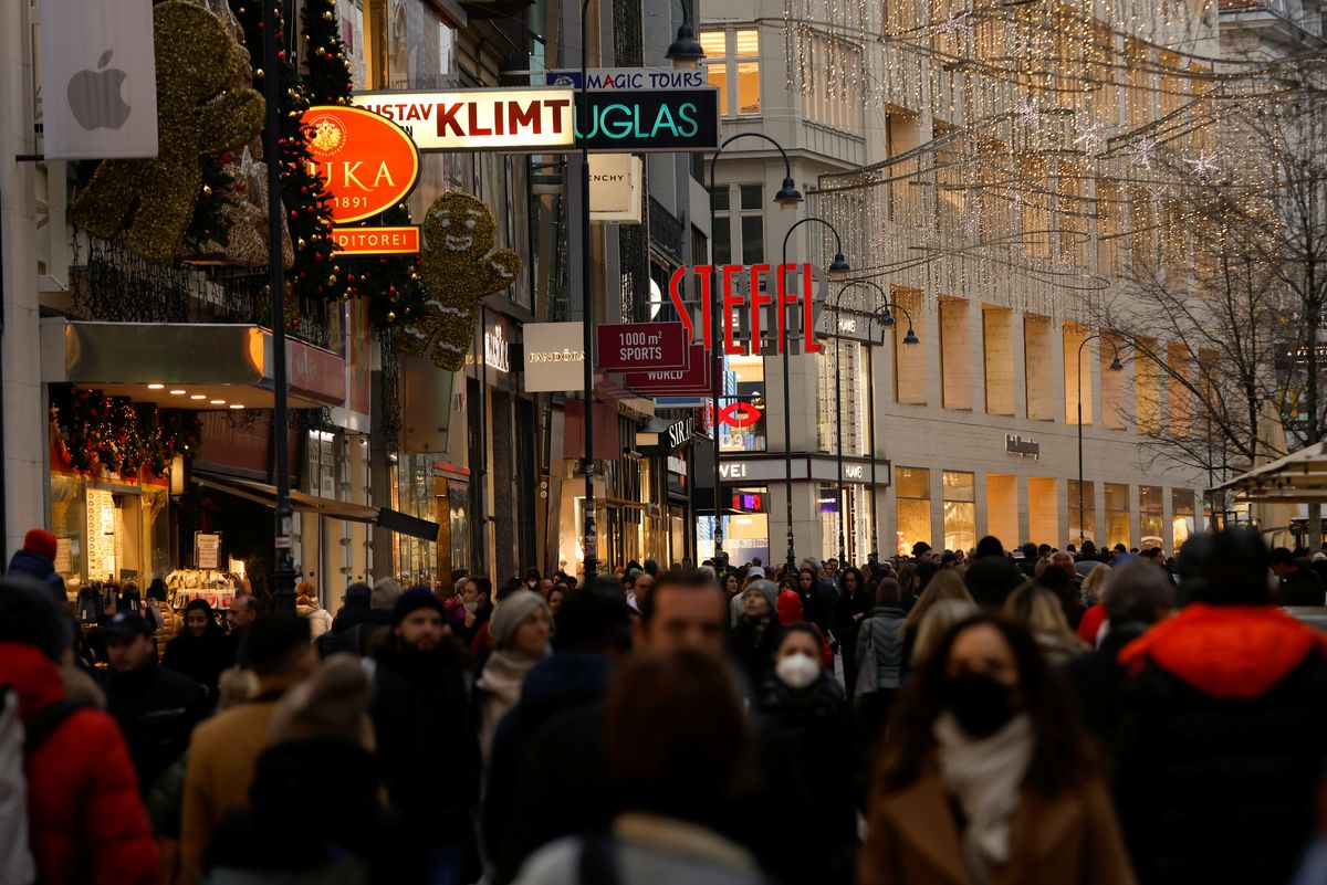 Austrija od ponoći uvodi lockdown za nevakcinisane