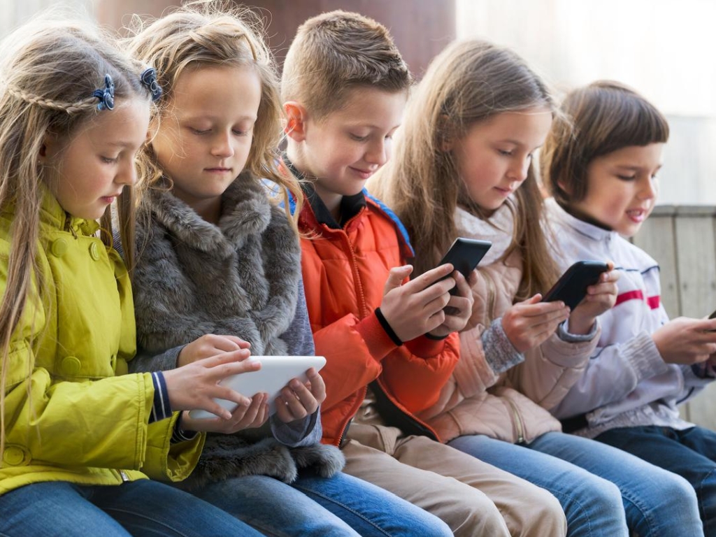 Austrija zabranjuje društvene mreže djeci mlađoj od 14 godina