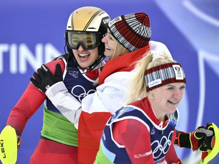 Austrijanke osvojile zlato u alpskoj timskoj kombinaciji