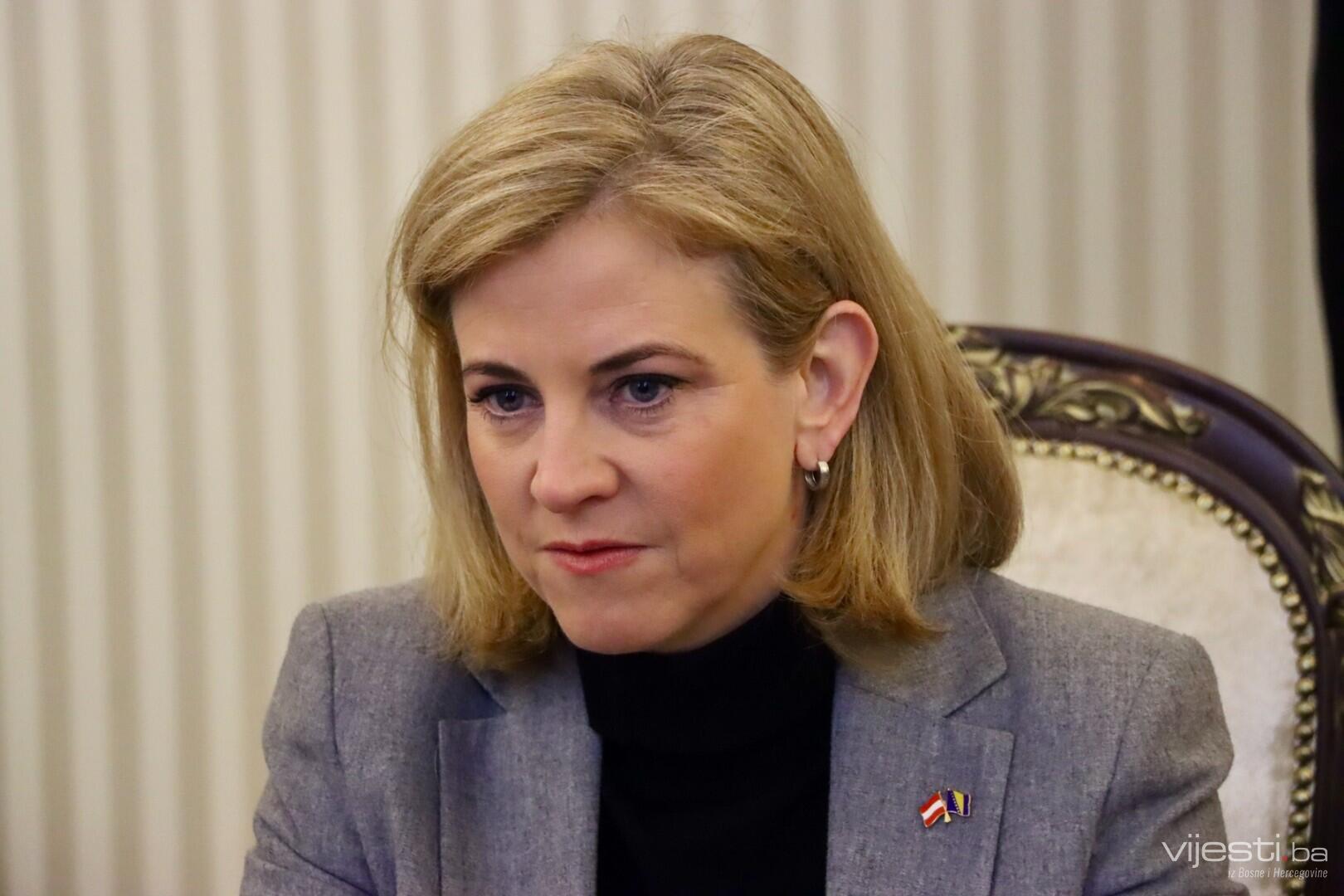 Austrijska ministrica: Sankcije Dodiku stupile na snagu, institucije BiH moraju riješiti ovu krizu
