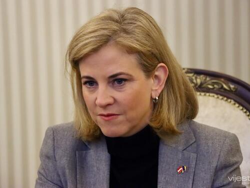 Austrijska ministrica: Sankcije Dodiku stupile na snagu, institucije BiH moraju riješiti ovu krizu