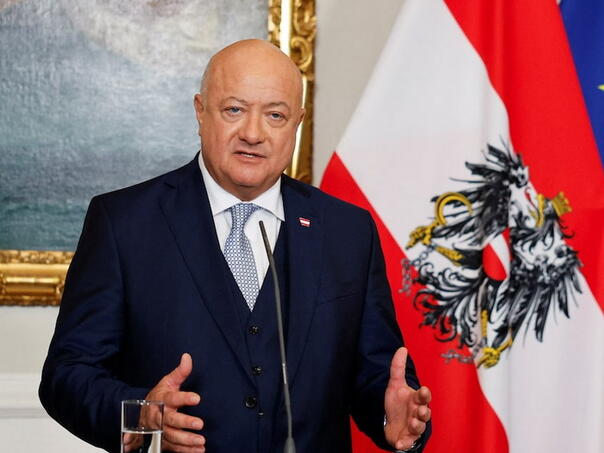 Austrijski kancelar: Moramo sačuvati sjećanje na ubijene u Srebrenici