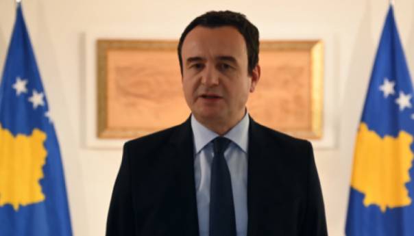 Auto iz pratnje Kurtija imalo saobraćajnu nesreću