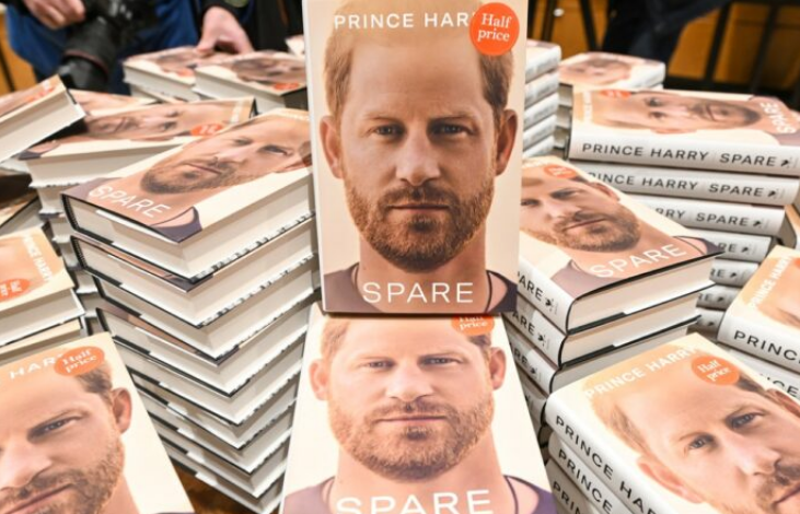 Autobiografija princa Harryja konačno na policama knjižara