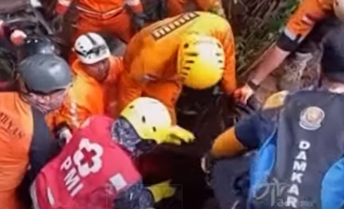 Autobus pun djece i roditelja pao u provaliju u Indoneziji, najmanje 27 mrtvih