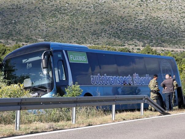 Autobus sa hrvatskim vojnicima doživio saobraćajnu nesreću