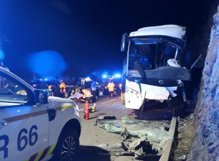 Autobus se zabio u liticu na jugu Francuske, dvoje mrtvih