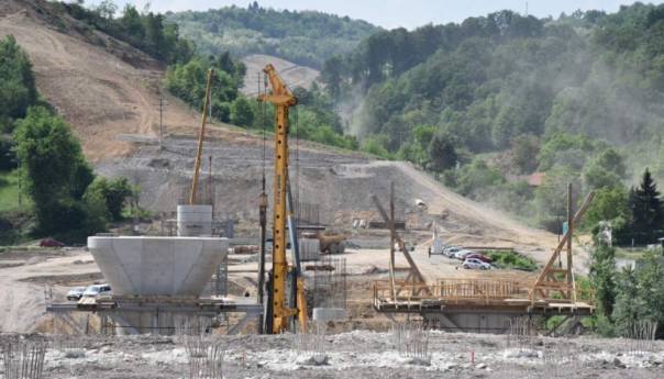 Autoceste FBiH i Cengiz potpisali veliki ugovor za dionicu Koridora 5c