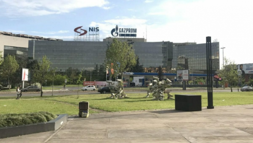 Autoceste FBiH promovišu Gazprom, čijeg vlasnika sankcioniše EU