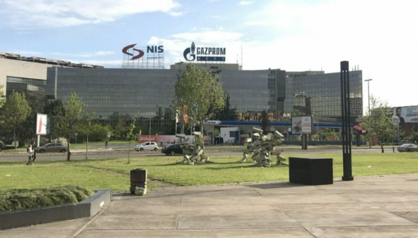 Autoceste FBiH promovišu Gazprom, čijeg vlasnika sankcioniše EU