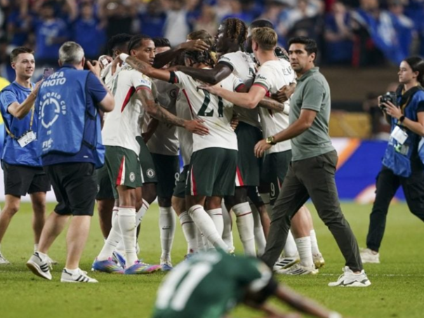 Autogol golmana presudio u finišu, Chelsea u polufinalu SP